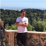 Soy una persona muy amable, daré clases a cualquiera de los alumnos que quisieran aprender el español